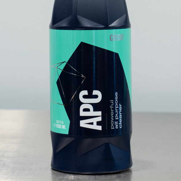 GYEON Q2M APC 1 Liter | All Purpose Cleaner 1000ml GYEON Q2M APC 1 Liter | All Purpose Cleaner 1000ml