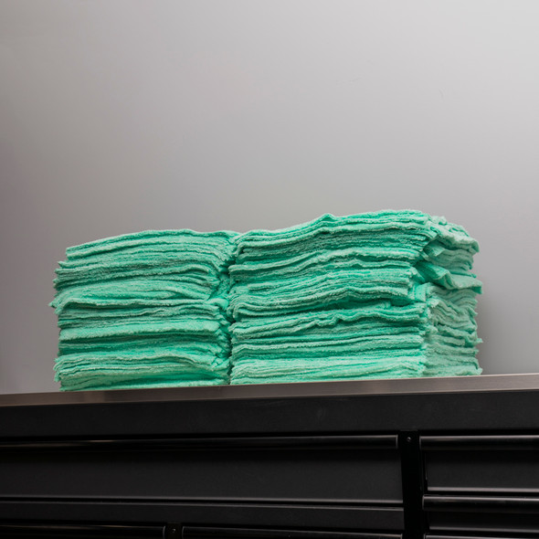 Minty Plush Edgeless 350 GSM Microfiber Towel Green | Full Case 170 | Save 10% In Cart The Clean Garage