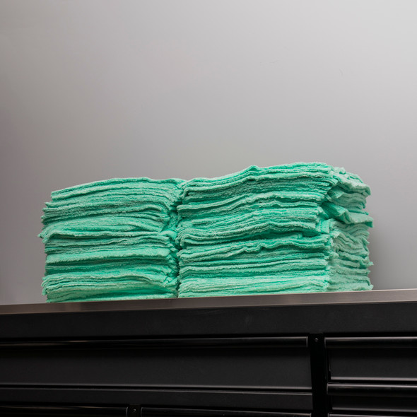 Minty Plush Edgeless 350 GSM Microfiber Towel Green | Full Case 150 | Save 10% In Cart The Clean Garage