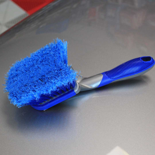 Short Handle Wheel Cleaning Brush | Gray and Blue | Soft Bristles | The Clean Garage