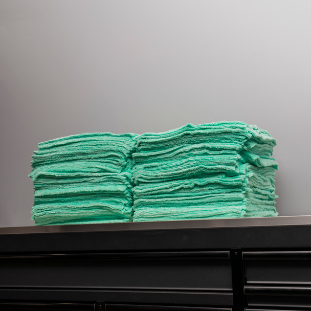 Minty Plush Edgeless 350 GSM Microfiber Towel Green | Full Case 150 | Save 10% In Cart The Clean Garage