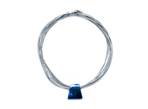 Silver Wire Necklace with Agate Pendant