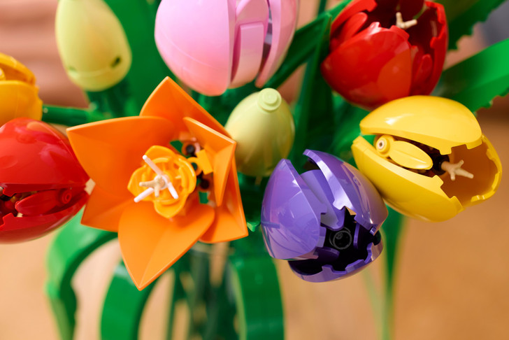 LEGO® Tulip Bouquet