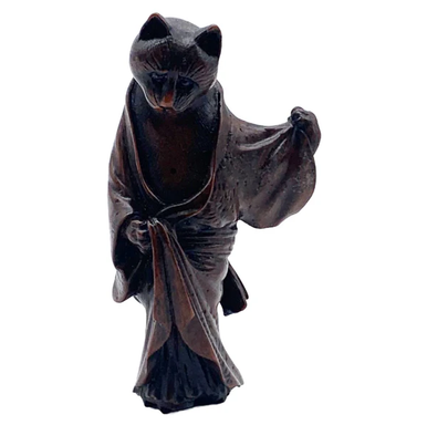 Cat in Robe Netsuke