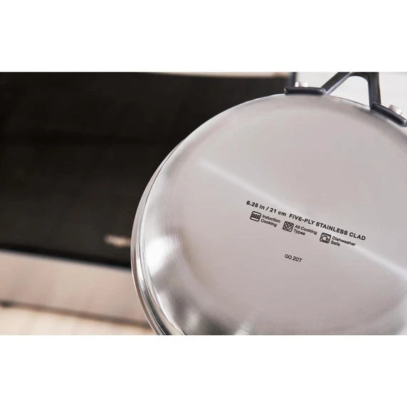 Whirlpool® 30-inch Induction Range with No Preheat Air Fry WSIS5030RV