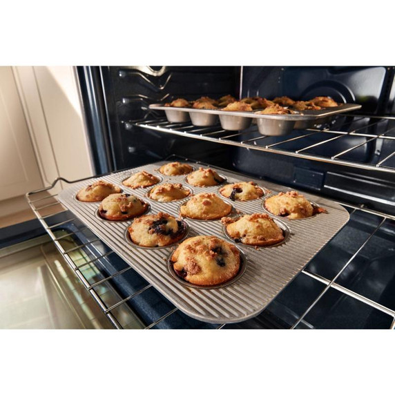 Whirlpool® 30-inch Gas Range with Air Cooking Technology WFGS5730SB