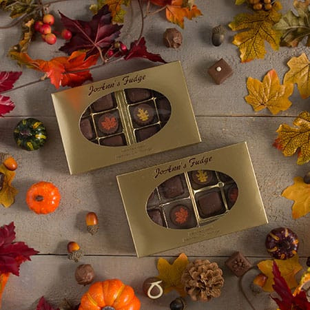 CLEARANCE - MADE IN USA - 50 Covers - 1/2 lb. Candy Box Covers - Gold Window - 7-1/8" x 4-1/2" x 1-1/8"