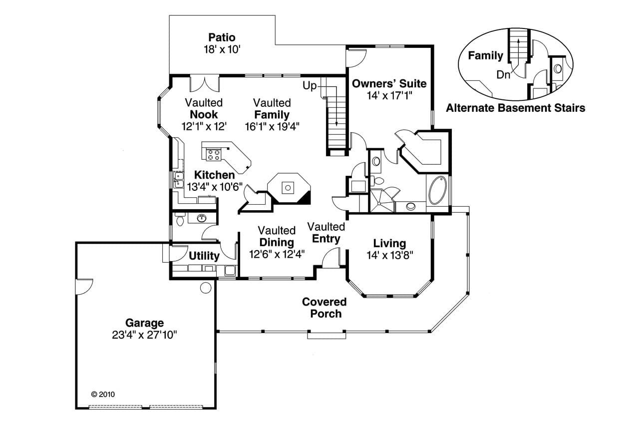 Country House Plan - Trinity 54884 - 1st Floor Plan