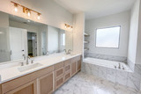 Traditional House Plan - Vista Oaks 76434 - Master Bathroom