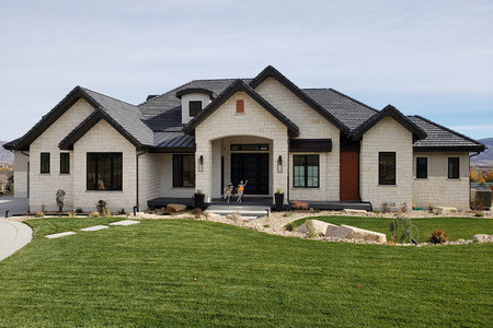 Mountain Rustic House Plan - Chatwin Midway 52856 - Front Exterior
