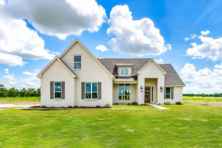 Farmhouse House Plan - Abbey Lane 55635 - Front Exterior