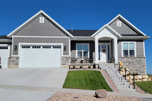 Craftsman House Plan - 35962 - Front Exterior