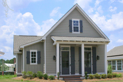 Traditional House Plan - Willow Brook 43045 - 