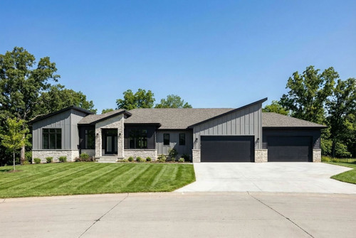Modern House Plan - Evan Rae Estate 77599 - Front Exterior