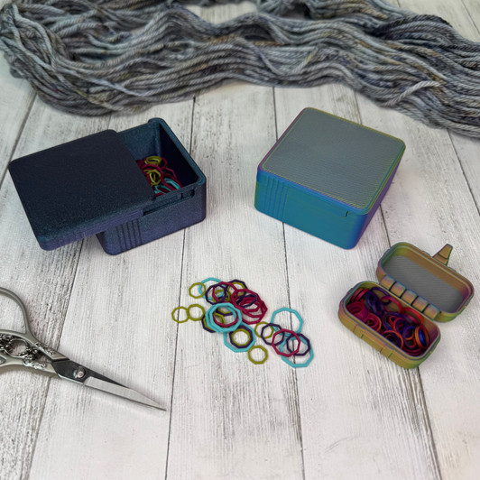Oodles of Stitch Markers is your new favorite little helper for keeping every stitch in its place. Tucked inside a slide-top case or flip top box, you’ll find an assortment of more than 175 stitch marker octagons ready to jump from project to project.