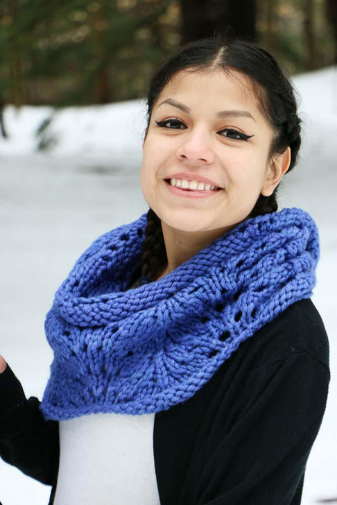 A simple cowl with big impact when knit with bulky yarn.