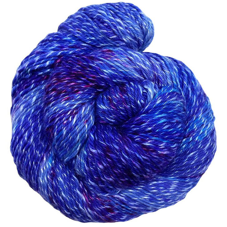 This lofty DK is slightly thick and thin, wrapped with a strand of silk. The silky absorbs dye differently for a pretty highlight throughout.