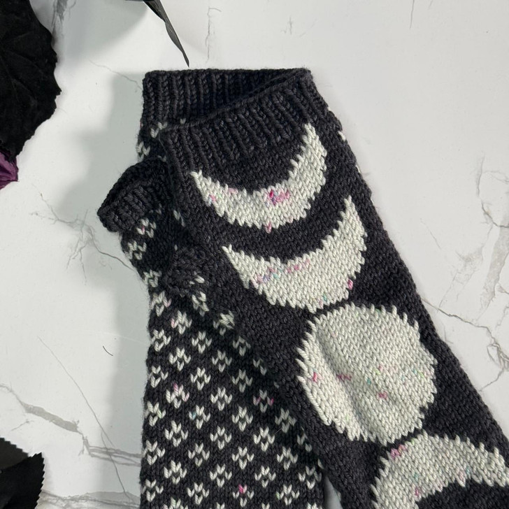 Waxing Poetic Mitts