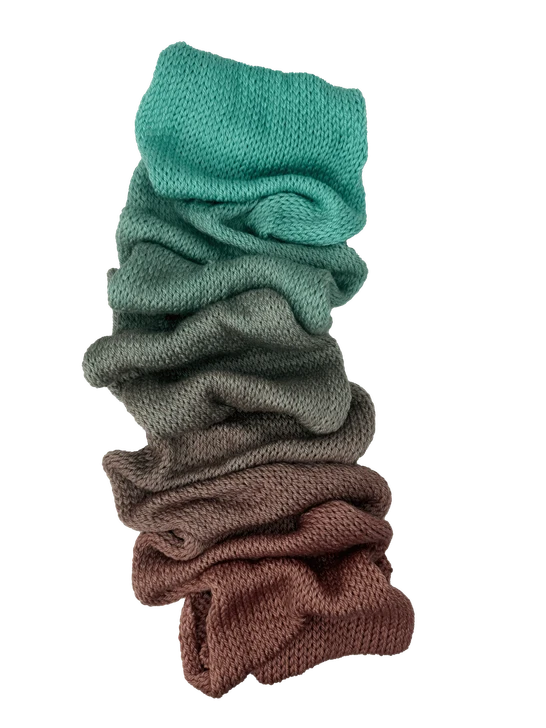 Hand-dyed color-morphing gradient Blossom cake — Blue Star Fern