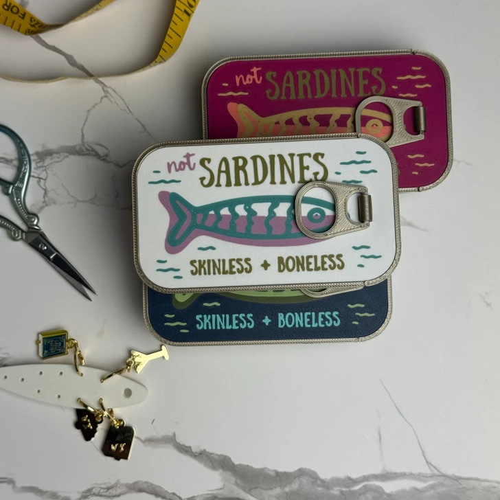 Sardines Notions Tin - organizer box