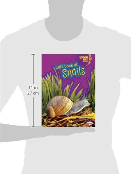 Let's Look at Snails (Lightning Bolt Books)