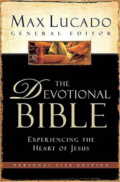 The Devotional Bible New Century Version, Personal Size Edition: Experiencing the Heart of Jesus