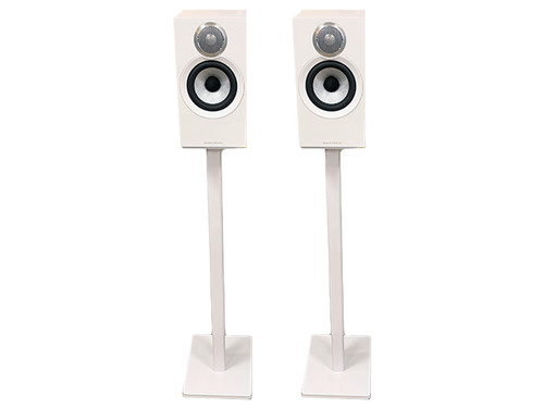 B&W 607 s3 Bookshelf Speakers White w/FS600 s3 Stands Trade-In