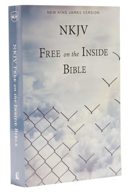 New King James Free on the Inside Bible – Paperback