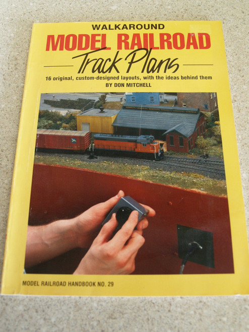Walkaround Model Railroad Track Plans