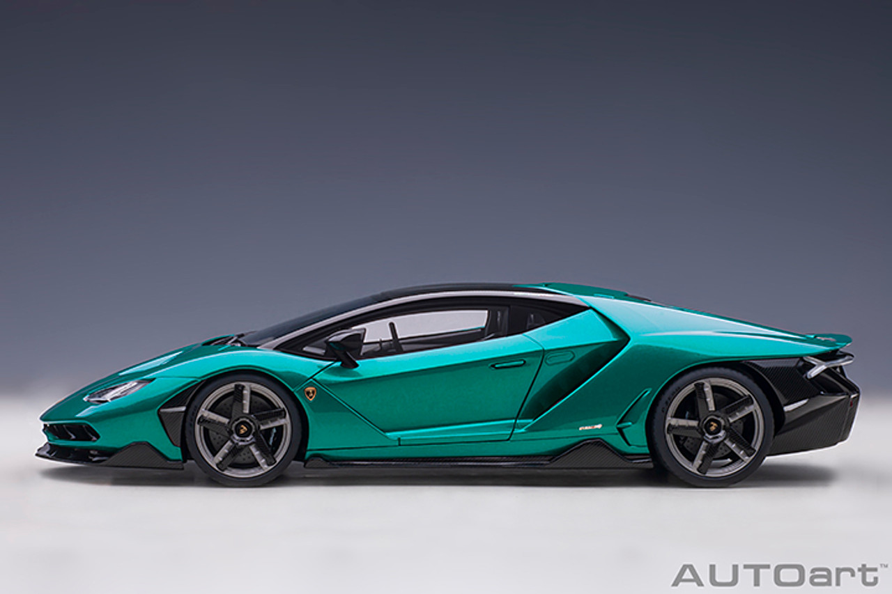 AutoArt Lamborghini Centenario Model Car 1:18 | Verde Artemis/Metallic Green