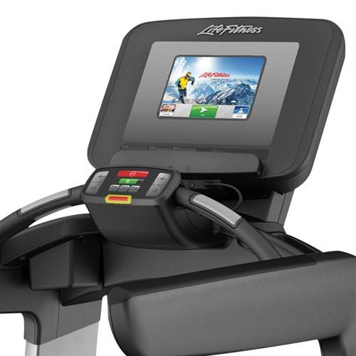 Life Fitness Discover SI 95T Elevation Treadmill   Life Fitness Discover SI 95T Elevation Treadmill