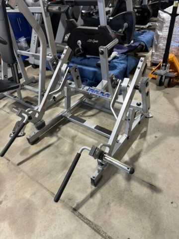 USED Hammer Strength Ground Base Multi-Squat