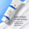 ROUND LAB Birch Juice Moisturizing Cleanser Unclogs hidden sebum Clears away dead skin cells Soothing Low pH Gel Type Cl