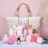 Spa Luxetique Gift Baskets for Women Dasiy Dream Scented 15pcs Bath Gift Sets with Shower Gel Hand Cream and Tote Bag Mo