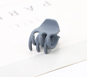 5Pcs Grey Mini Hair Claw Clips, Small Tiny Hair Clips Double Row Teeth for Thin Hair for Women and Girls