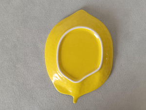 Very Small Spoon Rest Not Suitable for Any Spoon Except Rhobtyne Store as Shown in Figure 2