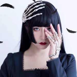 Halloween Hair Clips 1PCS Skeleton Hand Bone Claw Clips Punk Rock Hair Barrette Horror Skeleton Big Hair Clip Zombie Bone Hairpin for Women Girls Cos