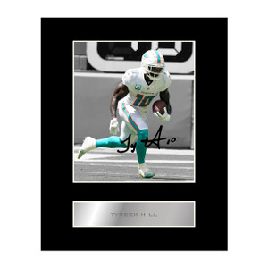 Generic Tyreek Hill Signed Mounted Photo Display #11 Printed Autograph Picture - Sports Memorabilia - Wall Art for Living Room