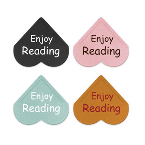 LSVGSAK Leather Heart Bookmarks - 4pcs Corner Page Book Marks Accessories for Women Friends Teachers Students Book Reading Lovers,for School Home Off