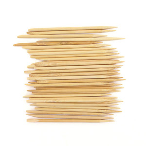 BambooMN 11cm 4mm Nail Cuticle Pushers/Cuticle Remover, Bamboo Wooden Stick, 100 Pieces | Great for DIY Wedding Nails