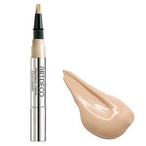 ARTDECO Perfect Teint Concealer - Light Peach N°05 - Light-Reflecting Concealer with Brush Applicator - No Signs of Tiredness - Medium Coverage - Wat