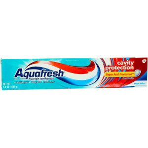 Aquafresh Cavity Protection Fluoride Toothpaste, Cool Mint 5.6 oz (Pack of 5)