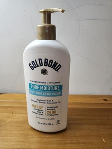 Gold Bond Pure Moisture Lotion, 14 oz., Ultra-lightweight Daily Body & Face Lotion for Dry Skin
