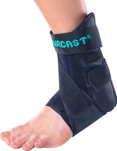 Aircast AirSport Ankle Brace-Medium-Left