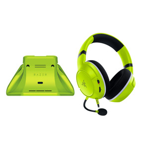 Razer Essential Duo Bundle for Xbox: Kaira X Wired Headset & Universal Quick Charging Stand for Xbox Controllers - Color Matches Official Xbox Series