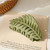 Junfamilee Hair Clip, 1Pc Green Leaf-shaped Hair Clip with Many Teeth, Big Claw Clips, 3.5 Inch, Non slip Leaves Hair Catch Barrette Jaw Clamp Hairpi