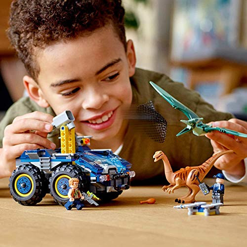 LEGO Jurassic World Gallimimus and Pteranodon Breakout 75940, Dinosaur Building Kit for Kids, Featuring Owen Grady, Claire Dearing and ACU Trooper Mi