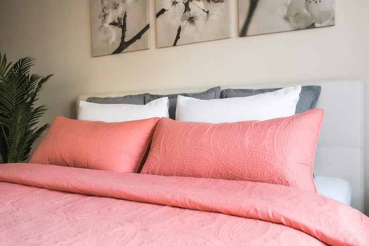 Mezzati Bedspread Coverlet Set Stunning Blue  Prestige Collection - Comforter Bedding Cover  Brushed Microfiber Bedding 3-Piece Quilt Set (King/Cal