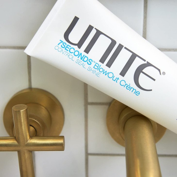 UNITE Hair - 7SECONDS BlowOut Crème - Lightweight Styling Creme for All Hair Types - Controls Frizz, Adds Shine, Extends Blowouts, UV & Thermal Prote
