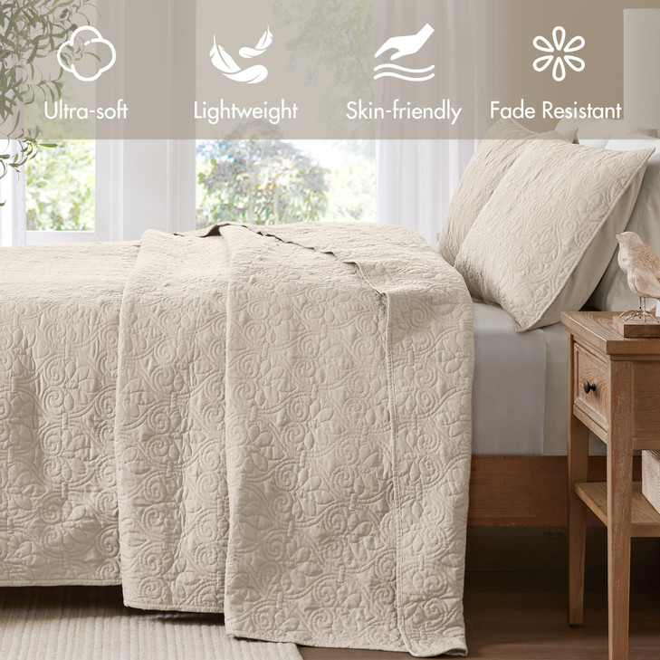 Madison Park Quebec Queen Size Quilt Bedding Set - Ivory , Damask  3 Piece Bedding Quilt Coverlets  Ultra Soft Microfiber Bed Quilts Quilted Coverl